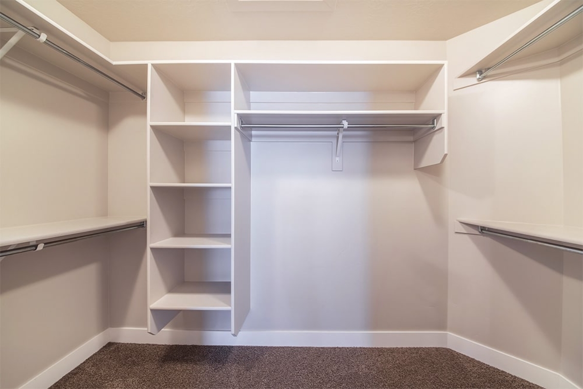 Custom Closet Builders in Jacksonville, FL & Beyond