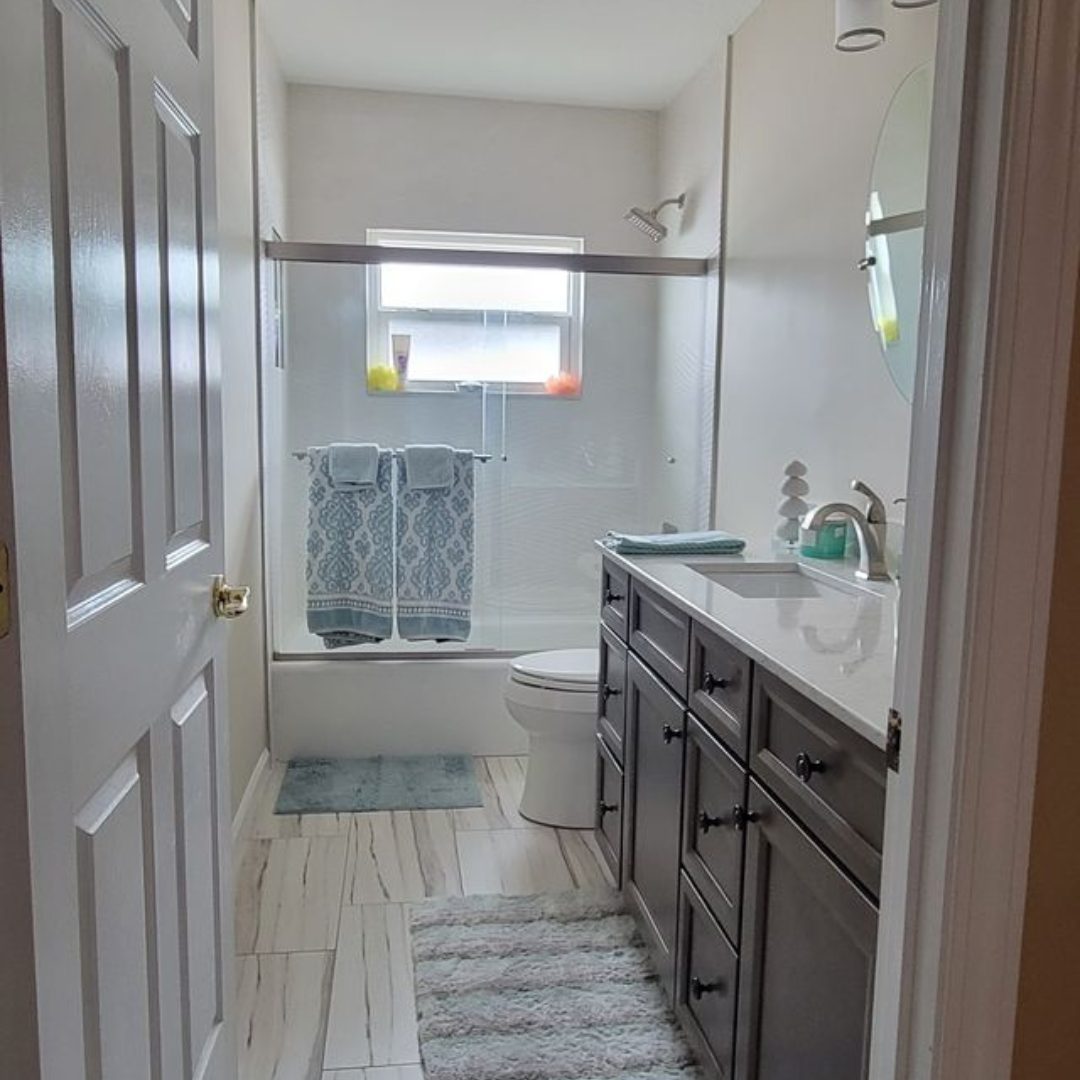 Choosing the Right Bathroom Flooring: Options and Considerations
